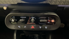 MINI Cooper 135kW E Exclusive [Level 2] 41kWh 3dr Auto Electric Hatchback